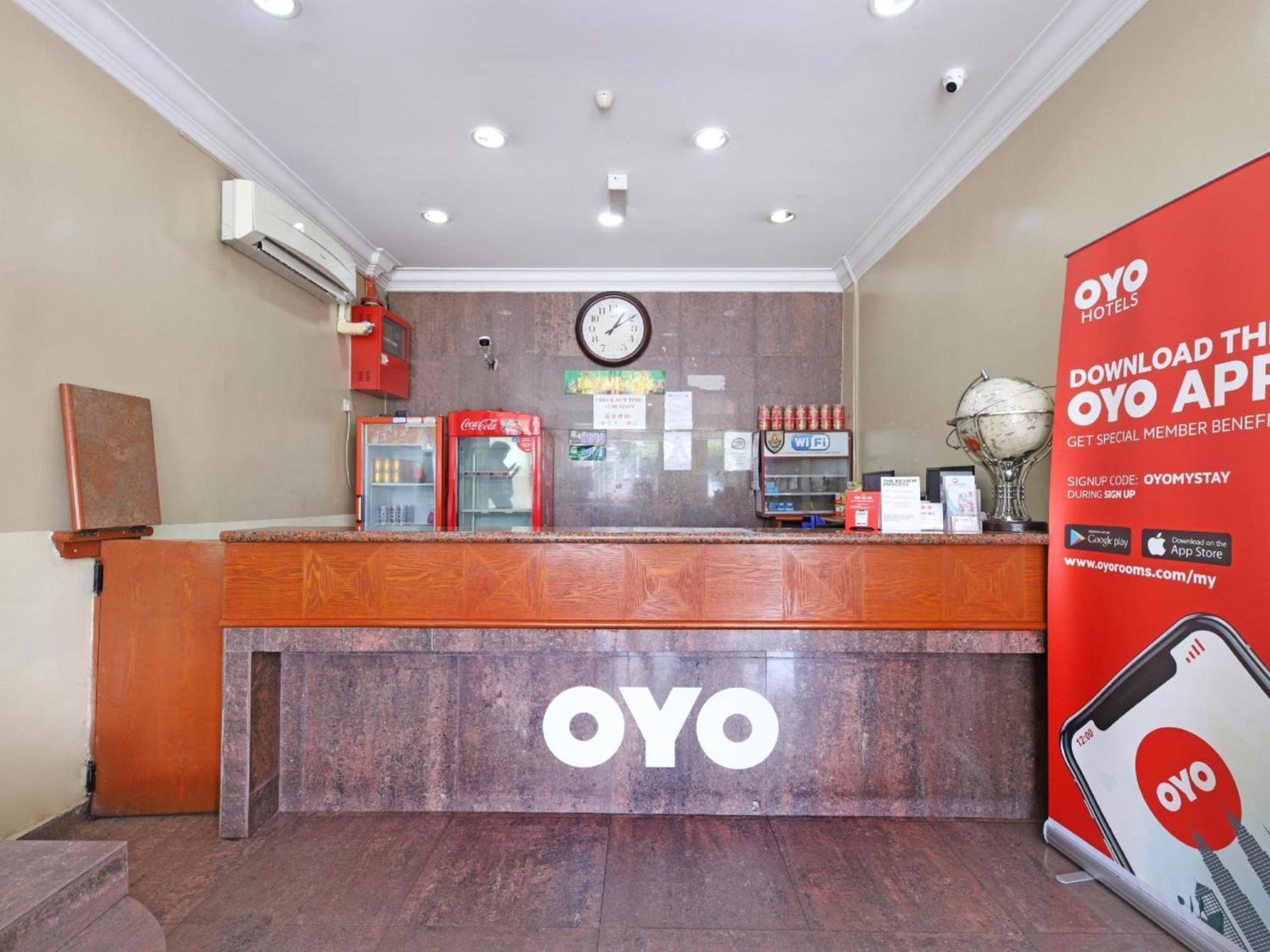 Super Oyo 447 Comfort Hotel Meru Klang Exteriör bild