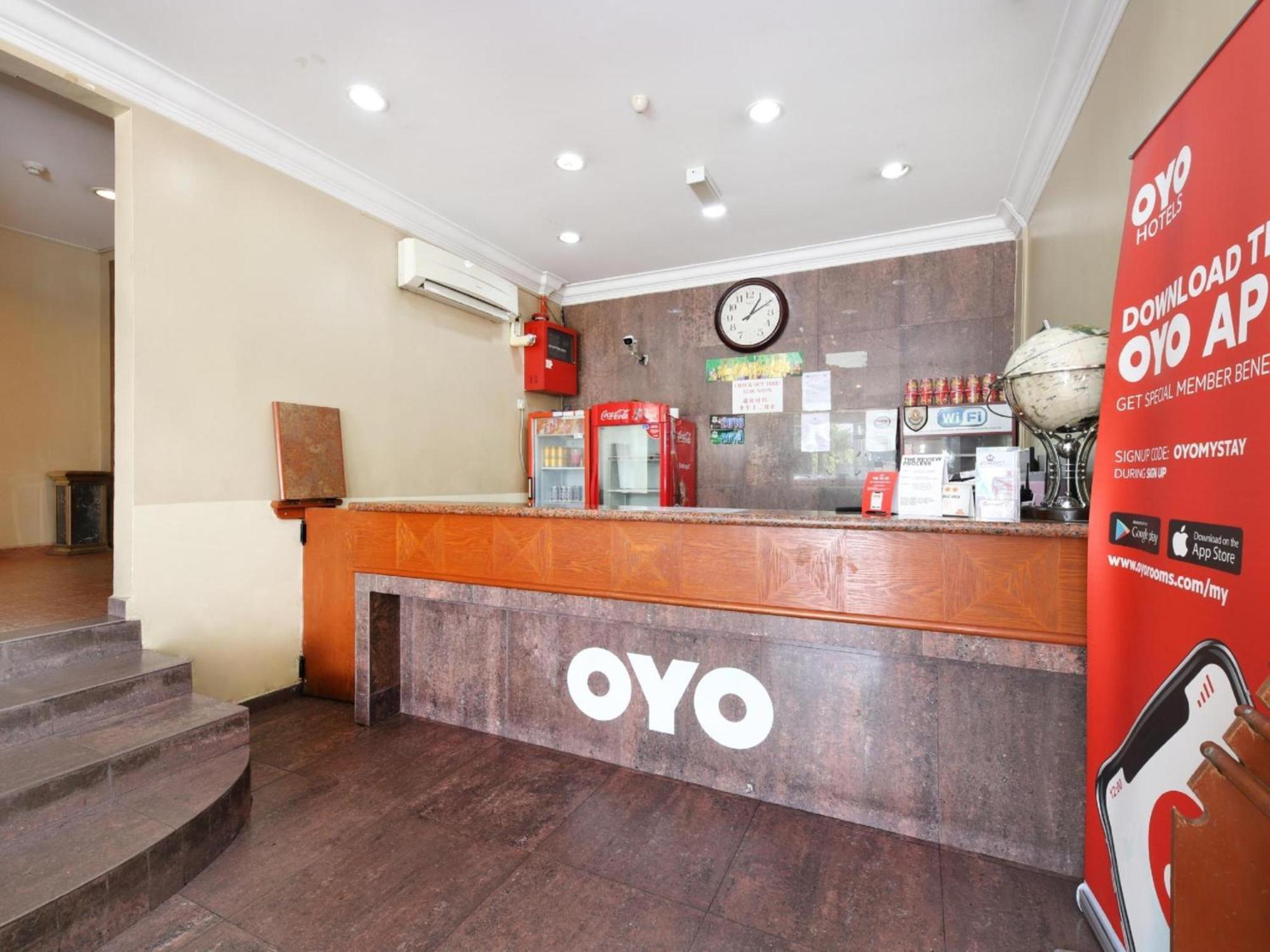 Super Oyo 447 Comfort Hotel Meru Klang Exteriör bild